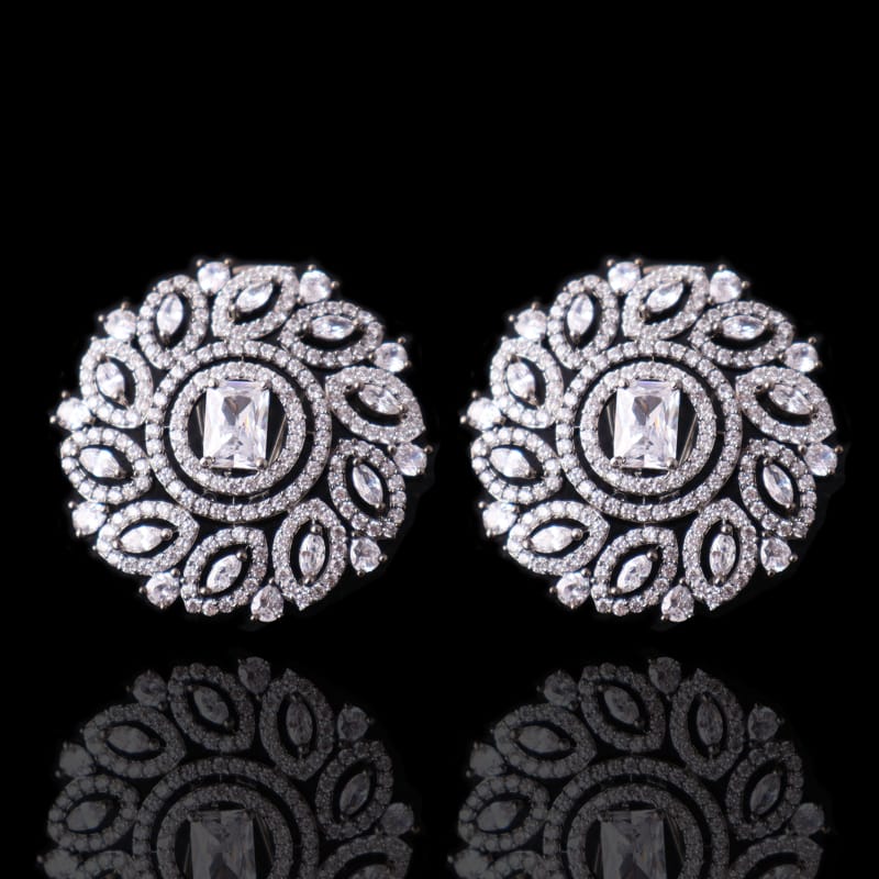 Shimmer Studs