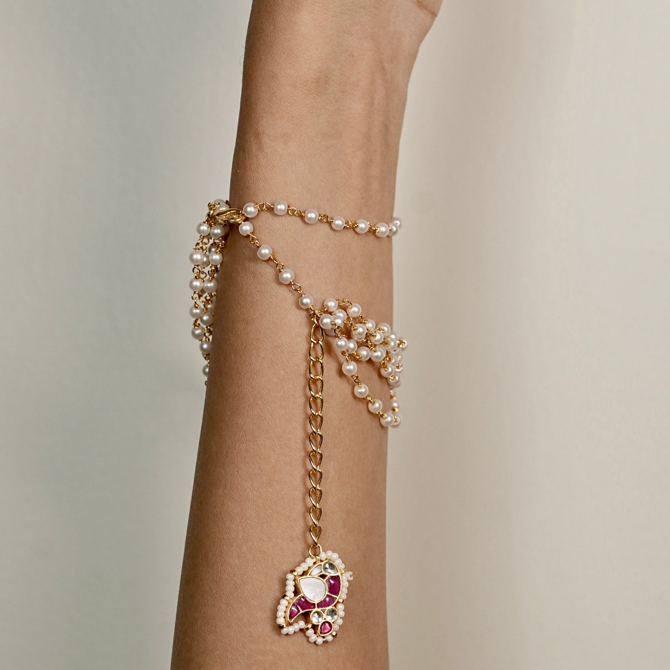 Nitara Jadau MOP Bracelet