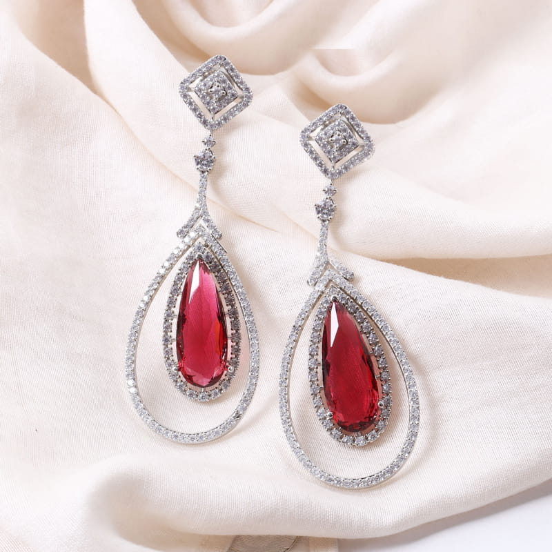 Arina Drop Earrings