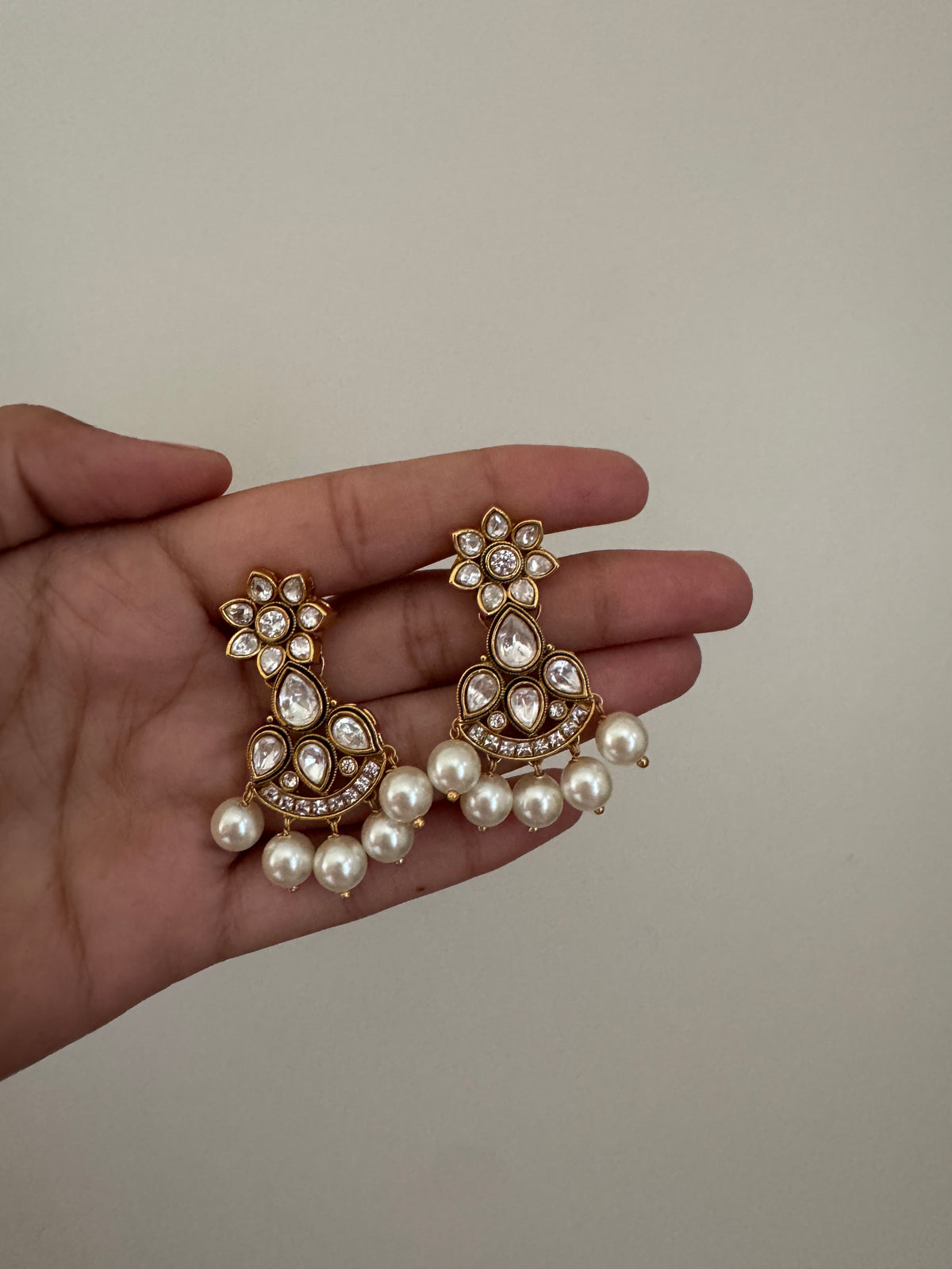 Reva Kundan Earrings