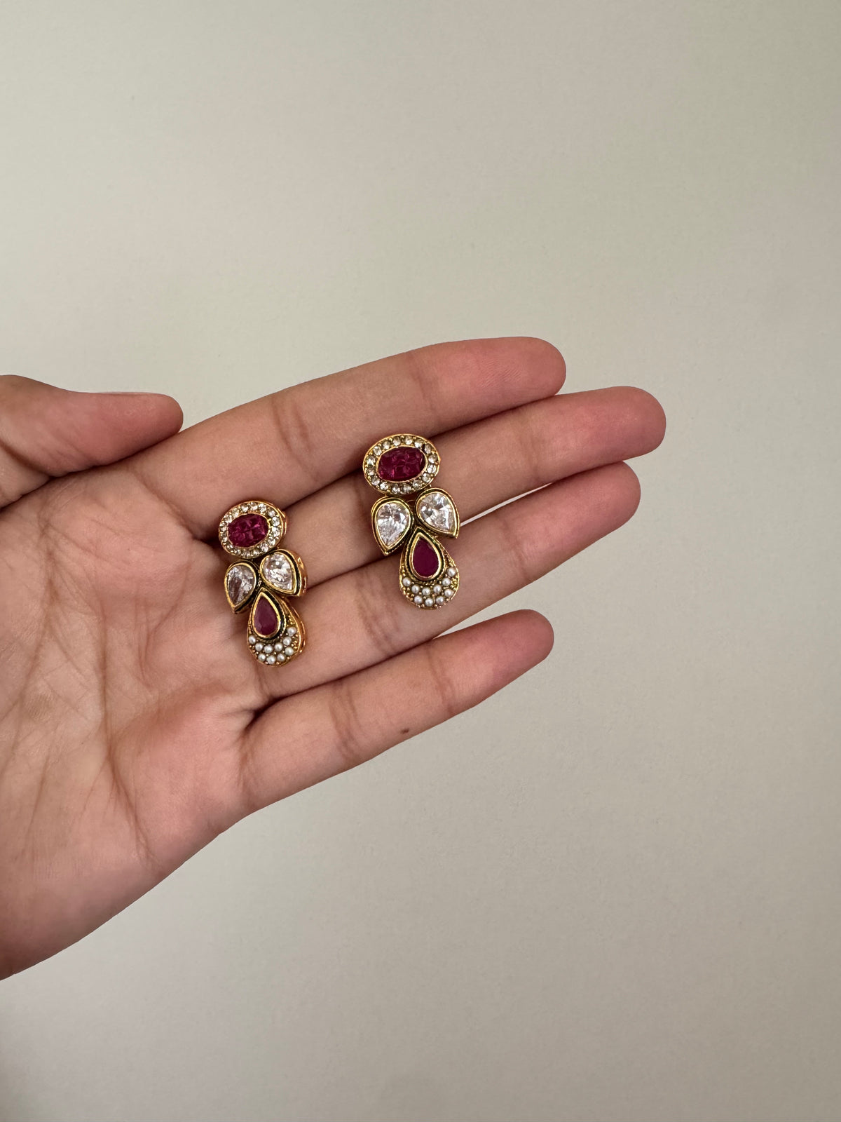 Saanvi Kundan Earrings