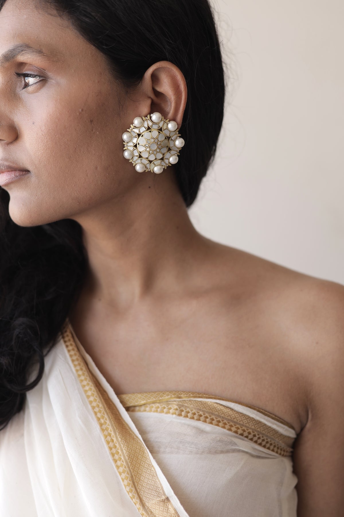 Noor MOP Studs