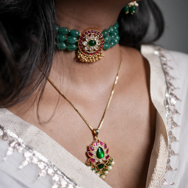 Tripti Emerald Choker