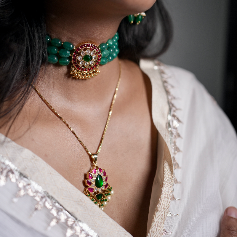 Tripti Emerald Choker