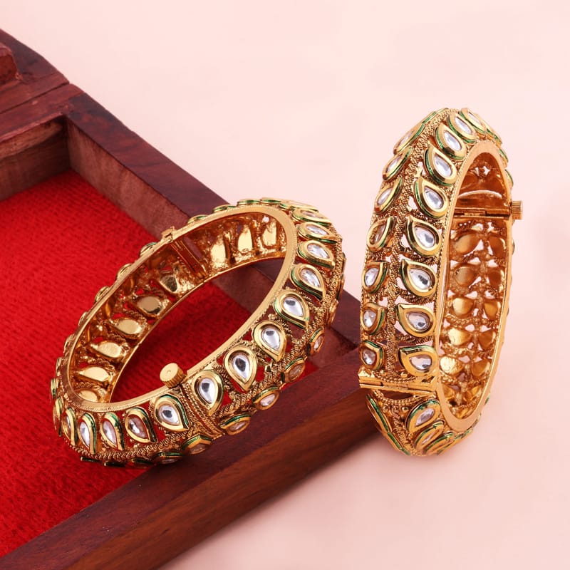 Amoli Kundan Bangles