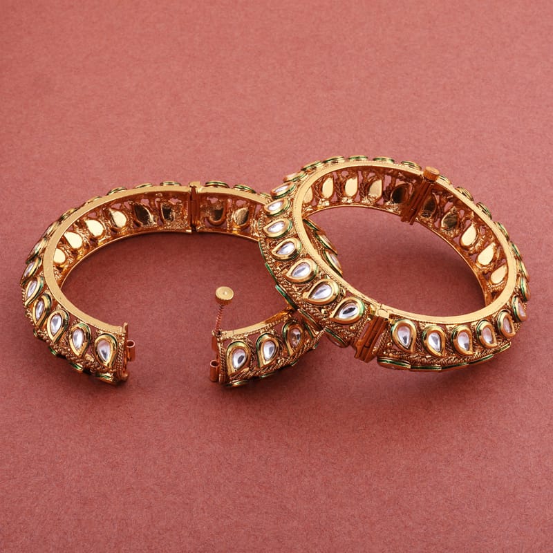 Amoli Kundan Bangles