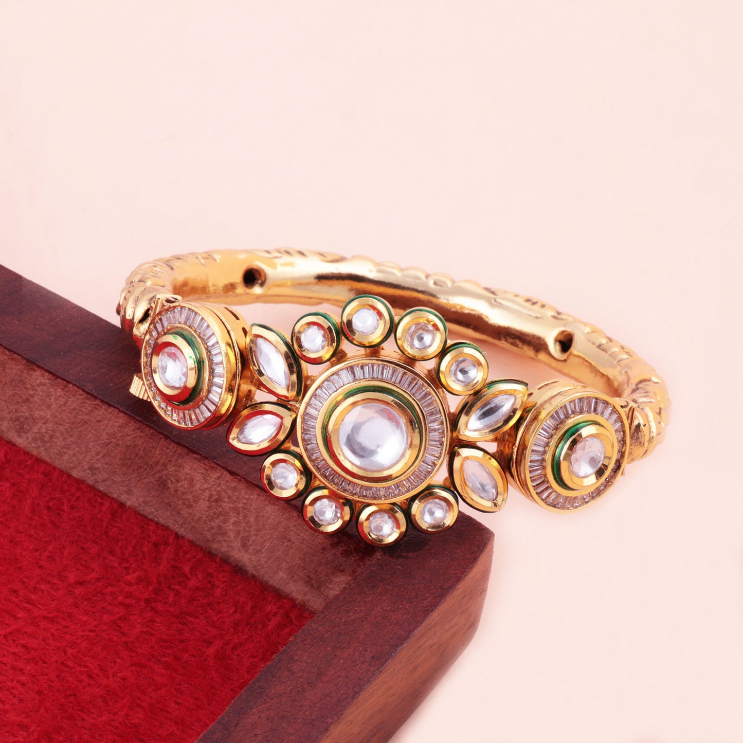 Rabhya Kundan Bracelet