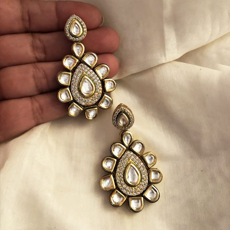 Shyla Kundan Earrings