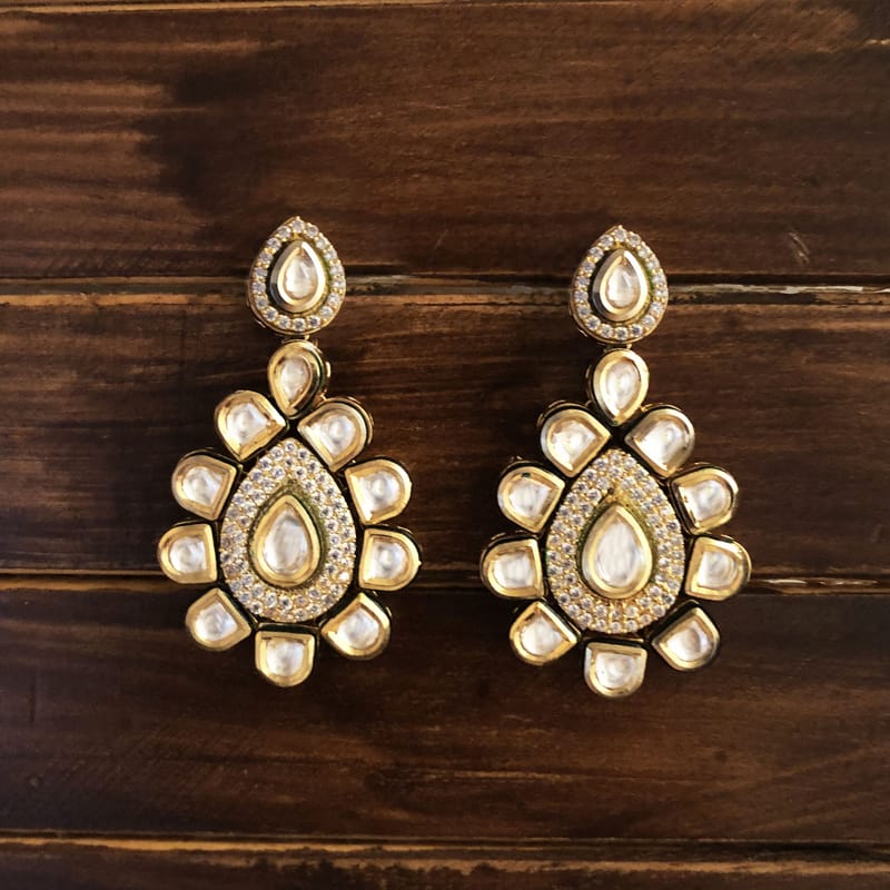 Shyla Kundan Earrings