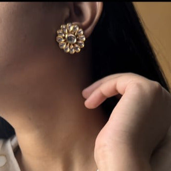 Gulbahar Kundan Studs