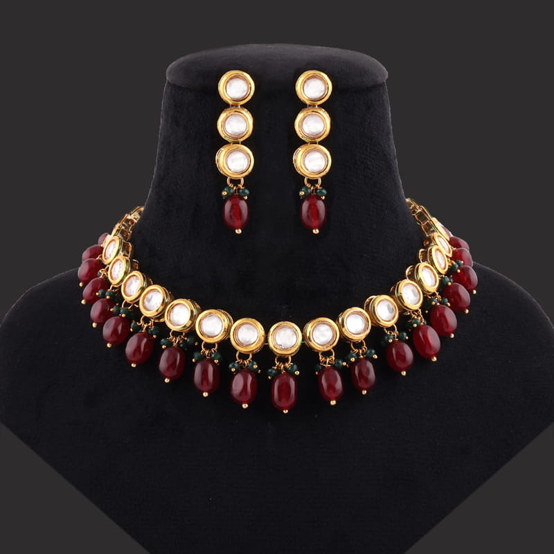 Poorvi Kundan Necklace Set