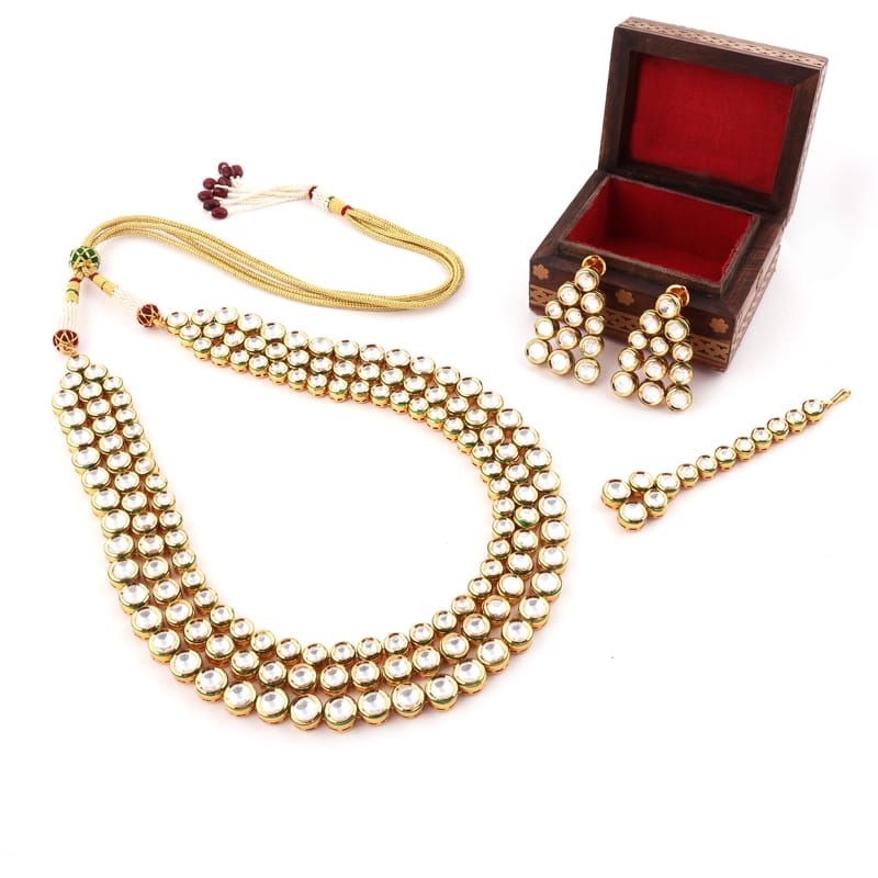 Adhya Kundan Necklace Set