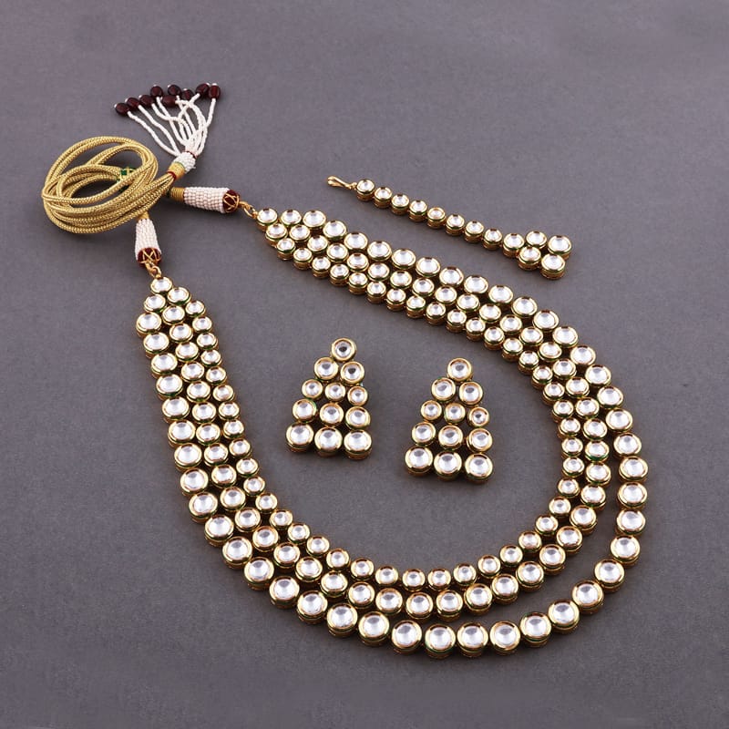 Adhya Kundan Necklace Set