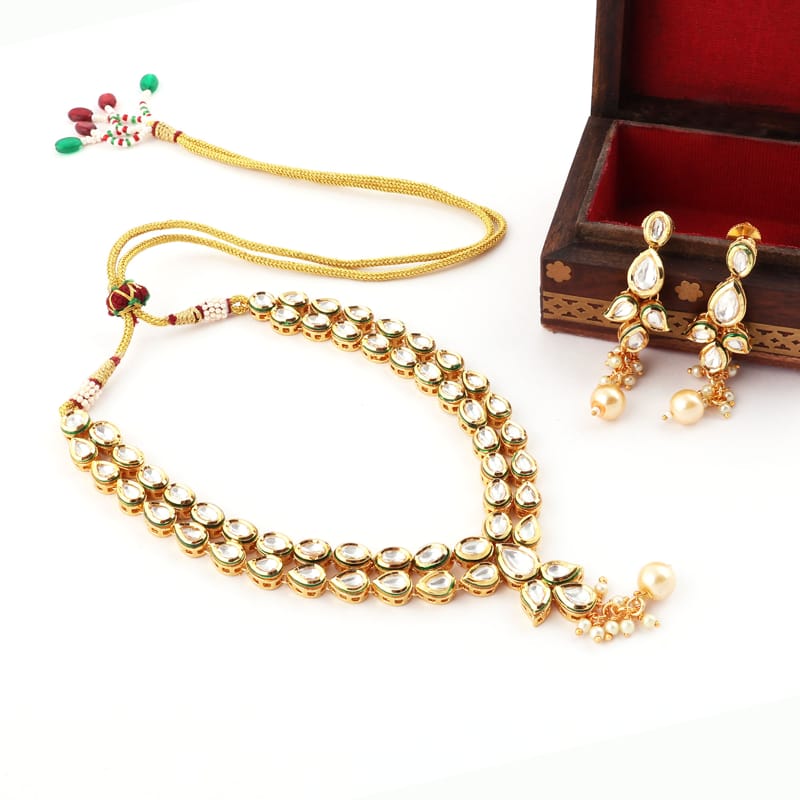 Vaani Kundan Necklace Set