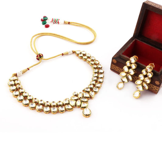 Ashvi Kundan Necklace Set