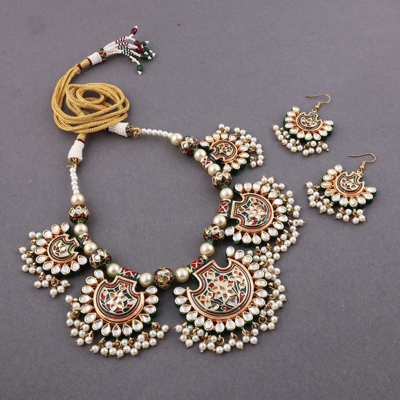 Brinda Kundan Necklace Set