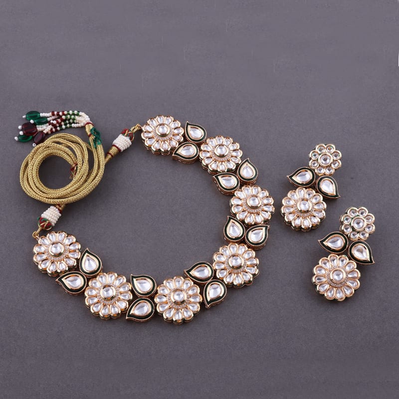 Aboli Kundan Necklace Set