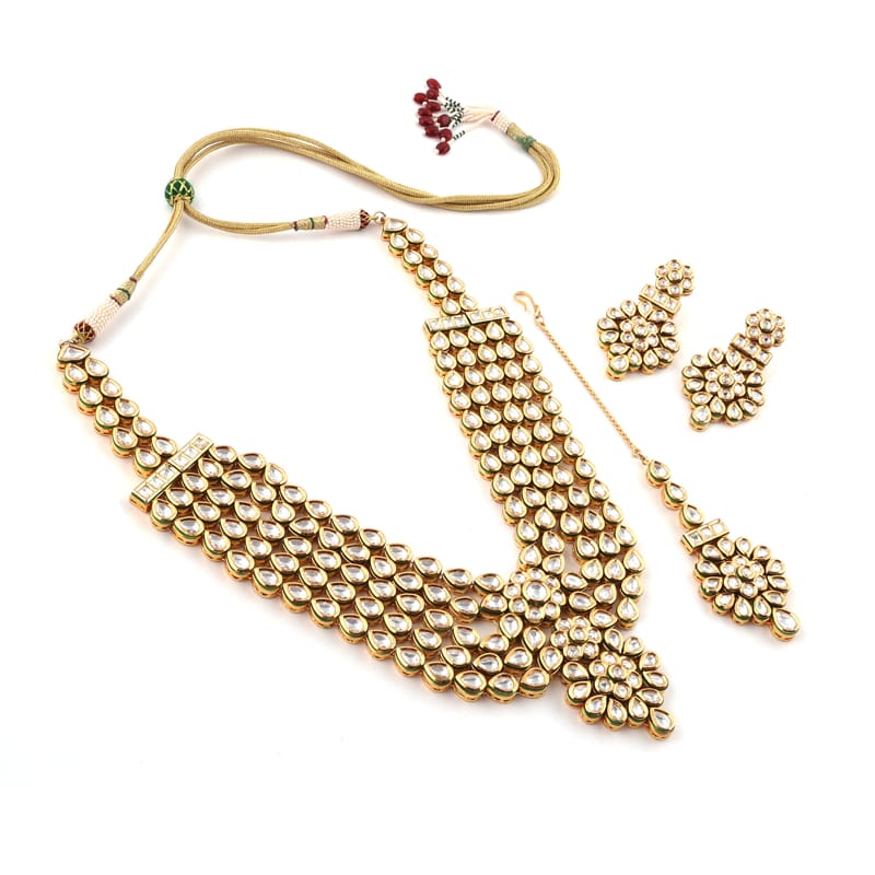 Parineeti Kundan Necklace Set